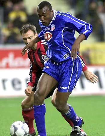 暴露出其能 暴露出其能